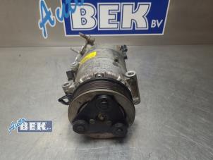 Gebruikte Aircopomp Landrover Range Rover Evoque (LVJ/LVS) 2.2 TD4 16V Prijs € 225,00 Margeregeling aangeboden door Auto Bek