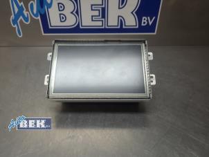 Gebruikte Display Interieur Landrover Range Rover Evoque (LVJ/LVS) 2.2 TD4 16V Prijs € 450,00 Margeregeling aangeboden door Auto Bek