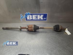 Gebruikte Steekas rechts-voor Landrover Range Rover Evoque (LVJ/LVS) 2.2 TD4 16V Prijs € 125,00 Margeregeling aangeboden door Auto Bek