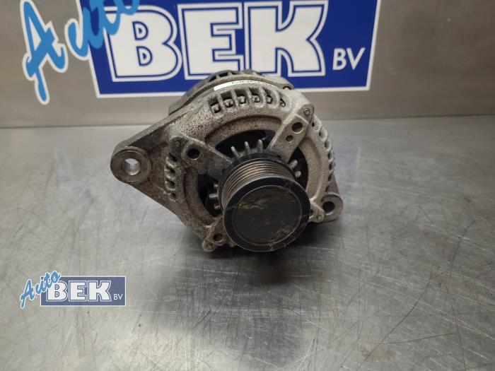 Gebruikte Dynamo Jeep Renegade Prijs € 115,00 Margeregeling aangeboden door Auto Bek