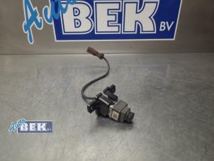 Gebruikte Camera voorzijde Mercedes E (W213) E-200d 1.6 Turbo 16V Prijs € 200,00 Margeregeling aangeboden door Auto Bek