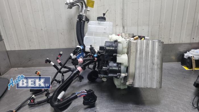 HV-koelvloeistofverwarming van een Tesla Model Y (5YJY) Long Range RWD 2024