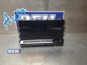 Gebruikte Display Interieur Volkswagen Golf VIII (CD1) 1.0 eTSI 12V Prijs € 299,00 Margeregeling aangeboden door Auto Bek