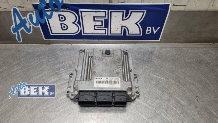 Gebruikte Computer Motormanagement Opel Vivaro 2.0 CDTI 16V Prijs € 124,00 Margeregeling aangeboden door Auto Bek