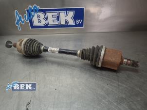 Gebruikte Homokineetas links-voor Volvo XC40 (XZ) 1.5 T4 Plug-in Hybrid 12V Prijs € 235,00 Margeregeling aangeboden door Auto Bek