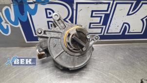 Gebruikte Vacuumpomp (Benzine) BMW M5 (F90) 4.4 Competition V8 32V TwinPower Turbo Prijs € 74,99 Margeregeling aangeboden door Auto Bek