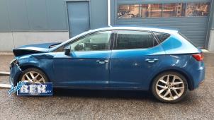 Gebruikte Dorpel links Seat Leon (5FB) 2.0 TDI Ecomotive 16V Prijs op aanvraag aangeboden door Auto Bek