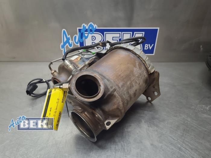 Gebruikte Roetfilter Seat Leon (5FB) 2.0 TDI Ecomotive 16V Prijs € 345,00 Margeregeling aangeboden door Auto Bek