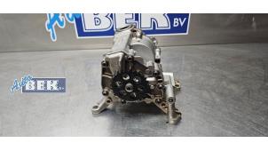 Gebruikte Oliepomp BMW 3 serie Touring (G21) 330e xDrive 2.0 TwinPower Turbo 16V Prijs € 180,00 Margeregeling aangeboden door Auto Bek