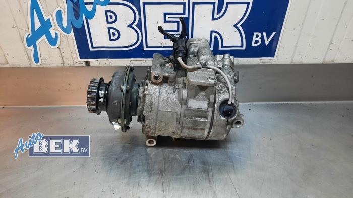 Gebruikte Aircopomp Volkswagen Transporter T5 2.5 TDi Prijs op aanvraag aangeboden door Auto Bek