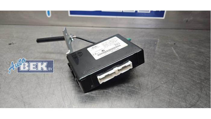 Gebruikte Computer Body Control Kia Cee'd (JDB5) 1.4i 16V Prijs € 50,00 Margeregeling aangeboden door Auto Bek