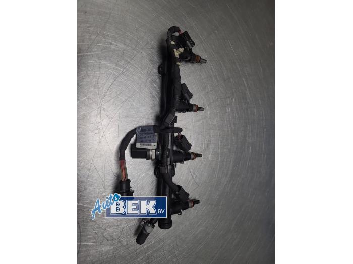 Gebruikte Common rail (Injectie) Volkswagen Golf VII (AUA) 2.0 GTI 16V Clubsport Prijs € 75,00 Margeregeling aangeboden door Auto Bek