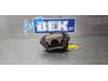 Nissan Qashqai (J12) 1.3 DIG-T MHEV 16V Remklauw (Tang) rechts-achter