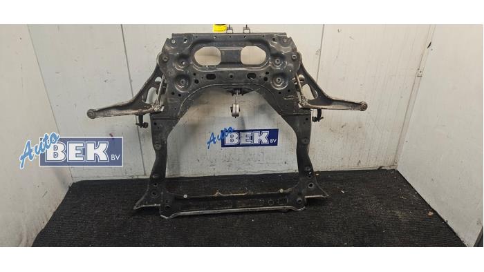 Gebruikte Subframe Nissan Qashqai (J12) 1.3 DIG-T MHEV 16V Prijs op aanvraag aangeboden door Auto Bek