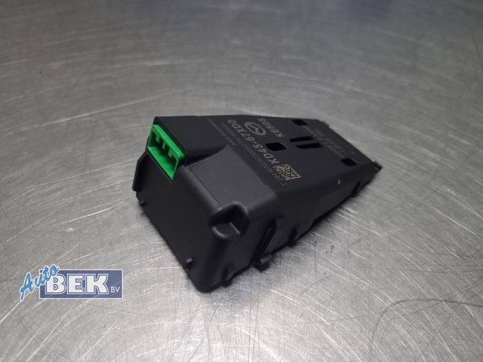 Gebruikte Lichtsensor Mazda CX-5 I (KE,GH) 2.0 SkyActiv-G 16V 2WD Prijs € 44,00 Margeregeling aangeboden door Auto Bek