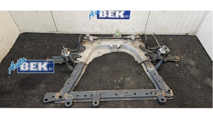 Gebruikte Subframe Renault Captur I (2R) 0.9 Energy TCE 12V Prijs op aanvraag aangeboden door Auto Bek