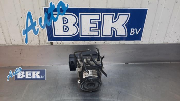 Gebruikte ABS Pomp Hyundai Accent 1.4i 16V Prijs € 75,00 Margeregeling aangeboden door Auto Bek