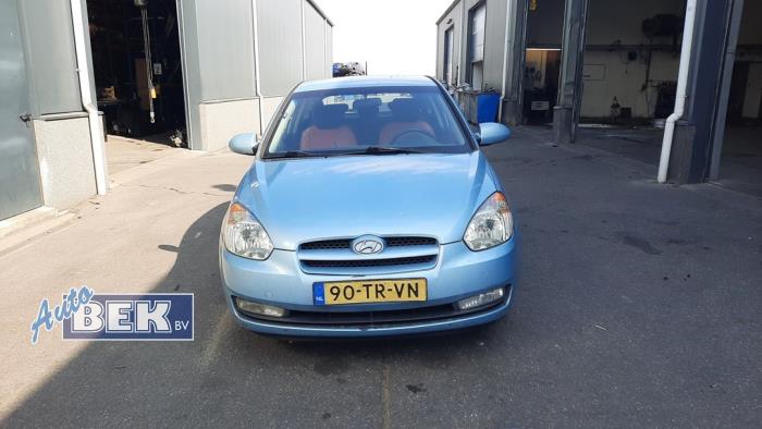 Gebruikte Versnellingsbak Hyundai Accent 1.4i 16V Prijs € 325,00 Margeregeling aangeboden door Auto Bek