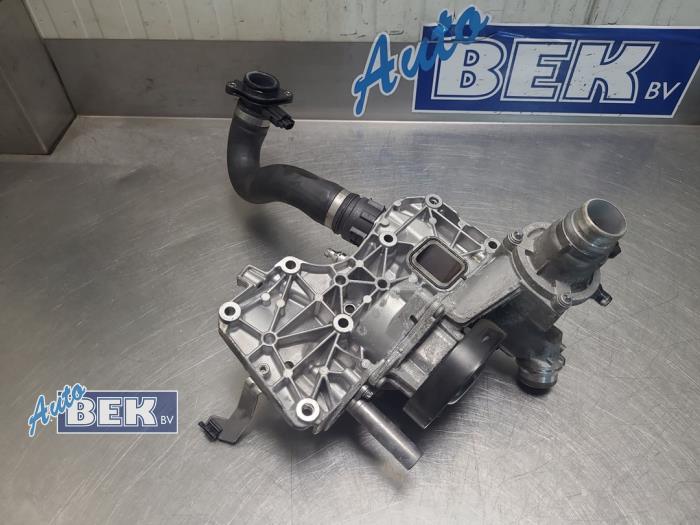 Gebruikte Waterpomp BMW M3 (G80) 3.0 Competition xDrive Turbo 24V Prijs € 250,00 Margeregeling aangeboden door Auto Bek