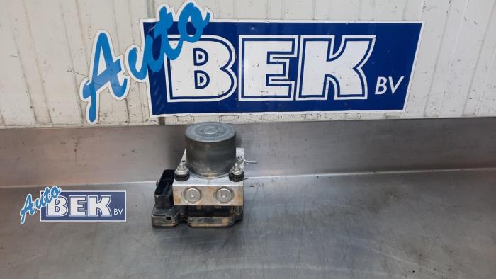Gebruikte ABS Pomp MAN TGE 2.0 TDI 4x4 Prijs € 153,00 Margeregeling aangeboden door Auto Bek