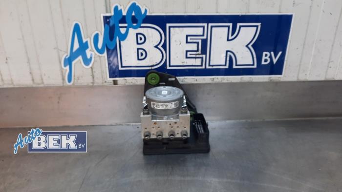 Gebruikte ABS Pomp Volkswagen Golf VIII (CD1) 1.5 eTSI 16V Prijs € 190,00 Margeregeling aangeboden door Auto Bek