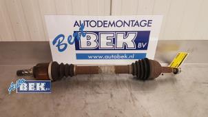 Gebruikte Homokineetas links-voor Renault Scénic II (JM) 1.6 16V Prijs € 20,00 Margeregeling aangeboden door Auto Bek