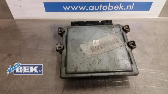 Gebruikte Computer Motormanagement Peugeot 807 2.0 HDi 16V 120 Prijs € 62,50 Margeregeling aangeboden door Auto Bek