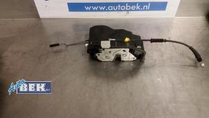 Gebruikte Portierslot Mechaniek 4Deurs links-achter BMW 5 serie (E60) 530i 24V Prijs € 35,00 Margeregeling aangeboden door Auto Bek