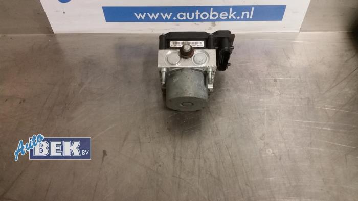 Gebruikte ABS Pomp Toyota Aygo (B10) 1.0 12V VVT-i Prijs € 15,00 Margeregeling aangeboden door Auto Bek