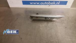 Gebruikte Knipperlicht rechts Opel Tigra Twin Top 1.8 16V Prijs € 10,00 Margeregeling aangeboden door Auto Bek