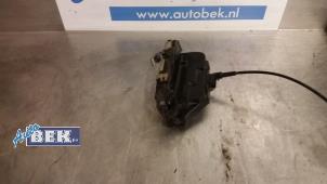 Gebruikte Deurslot Mechaniek 4Deurs links-voor Renault Megane II (BM/CM) 1.6 16V Prijs op aanvraag aangeboden door Auto Bek