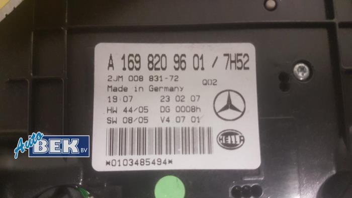 Binnenverlichting voor van een Mercedes-Benz A (W169) 2.0 A-160 CDI 16V 5-Drs. 2006