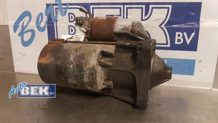 Gebruikte Startmotor Renault Trafic I FL (TXX/P/V) 2.1 D T1400 Prijs € 24,50 Margeregeling aangeboden door Auto Bek