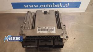 Gebruikte Inspuitcomputer Renault Clio IV (5R) 1.5 Energy dCi 90 FAP Prijs € 225,00 Margeregeling aangeboden door Auto Bek