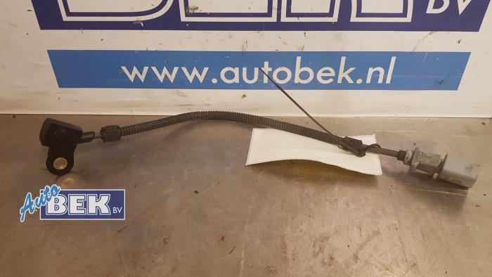 Gebruikte Sensor Nokkenas Volkswagen Golf VI (5K1) 2.0 TDI 16V Prijs € 17,50 Margeregeling aangeboden door Auto Bek