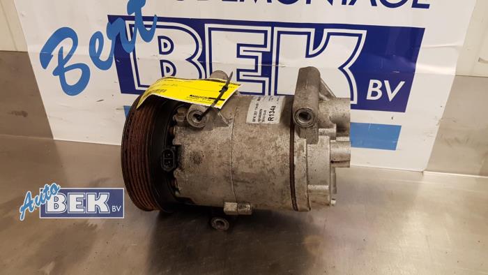 Gebruikte Aircopomp Renault Grand Scénic II (JM) 1.5 dCi 100 Prijs € 22,50 Margeregeling aangeboden door Auto Bek