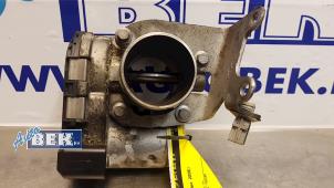 Gebruikte Gasklephuis Renault Espace (JK) 2.0 dCi 16V 130 FAP Prijs € 25,00 Margeregeling aangeboden door Auto Bek