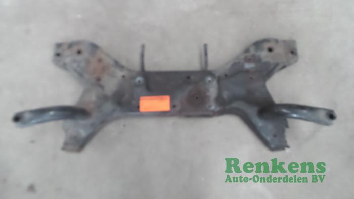 Gebruikte Subframe Smart Forfour (454) 1.5 CDI 12V 95 Prijs € 100,00 Margeregeling aangeboden door Renkens Auto-Onderdelen B.V.