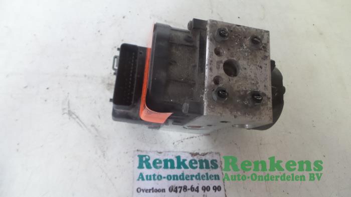 Gebruikte ABS Pomp Citroen Xsara Break (N2) 1.6i Prijs € 60,00 Margeregeling aangeboden door Renkens Auto-Onderdelen B.V.