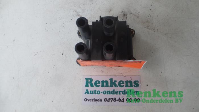 Gebruikte Bobine Ford Mondeo III Wagon 1.8 16V Prijs € 25,00 Margeregeling aangeboden door Renkens Auto-Onderdelen B.V.
