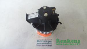 Gebruikte Kachel Ventilatiemotor Fiat Panda (169) 1.2 Fire Prijs € 35,00 Margeregeling aangeboden door Renkens Auto-Onderdelen B.V.