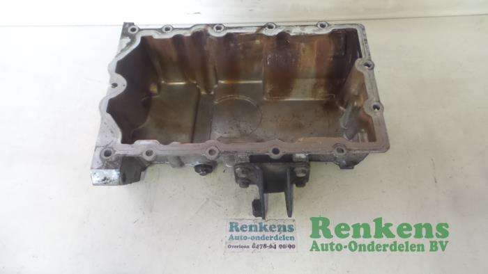 Gebruikte Carterpan BMW Mini (R50/53) 1.6 16V Cooper Prijs € 45,00 Margeregeling aangeboden door Renkens Auto-Onderdelen B.V.