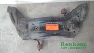 Gebruikte Subframe Volkswagen Polo IV (9N1/2/3) 1.2 12V Prijs € 50,00 Margeregeling aangeboden door Renkens Auto-Onderdelen B.V.