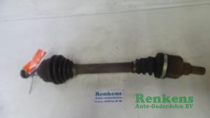 Gebruikte Steekas links-voor Citroen C4 Berline (LC) 1.6 16V Prijs € 45,00 Margeregeling aangeboden door Renkens Auto-Onderdelen B.V.