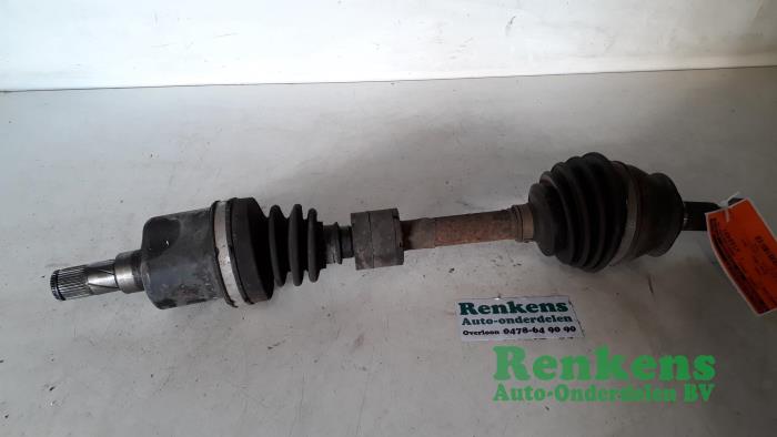 Gebruikte Steekas links-voor Mini Mini (R56) 1.6 One D 16V Prijs € 40,00 Margeregeling aangeboden door Renkens Auto-Onderdelen B.V.