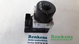 Gebruikte ABS Pomp Opel Astra H GTC (L08) 1.7 CDTi 16V Prijs € 75,00 Margeregeling aangeboden door Renkens Auto-Onderdelen B.V.