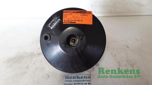 Gebruikte Rembooster Renault Twingo II (CN) 1.5 dCi 90 FAP Prijs € 50,00 Margeregeling aangeboden door Renkens Auto-Onderdelen B.V.