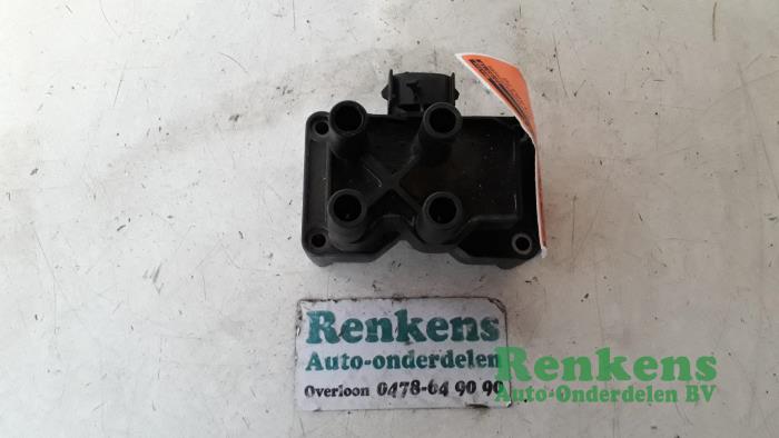 Gebruikte Bobine Ford Mondeo III 2.0 16V Prijs € 20,00 Margeregeling aangeboden door Renkens Auto-Onderdelen B.V.