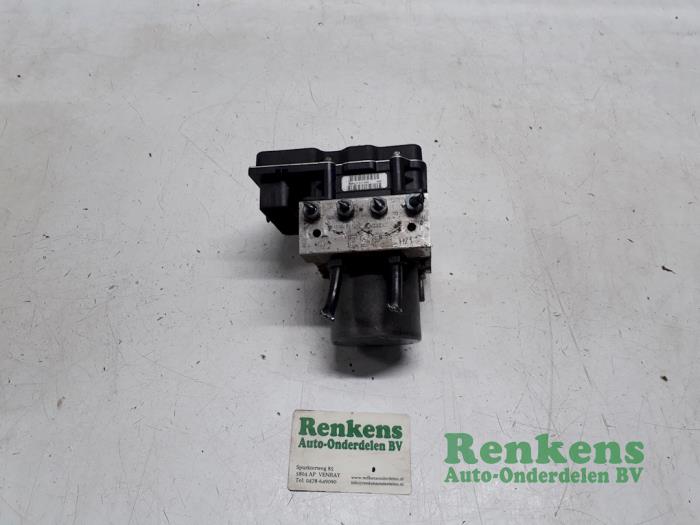 Gebruikte ABS Pomp Audi A6 Avant (C6) 2.7 TDI V6 24V Prijs € 85,00 Margeregeling aangeboden door Renkens Auto-Onderdelen B.V.