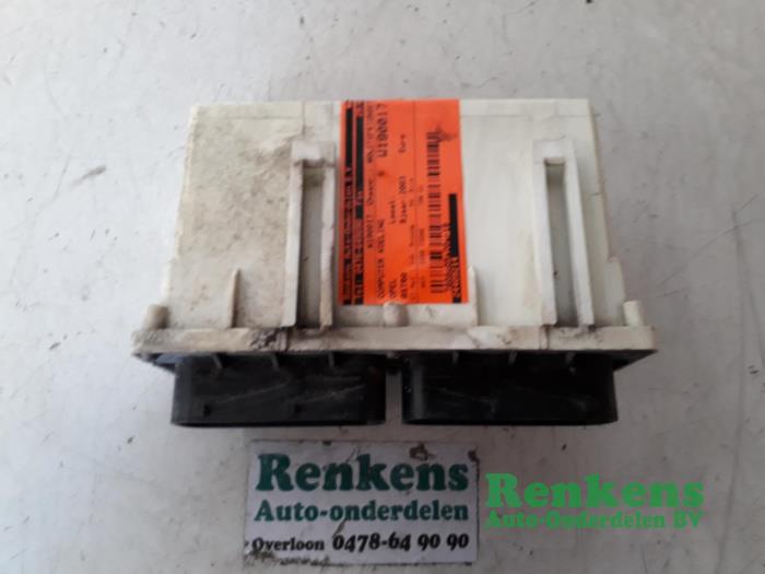 Gebruikte Computer Airco Opel Astra G (F67) 2.2 16V Prijs € 25,00 Margeregeling aangeboden door Renkens Auto-Onderdelen B.V.